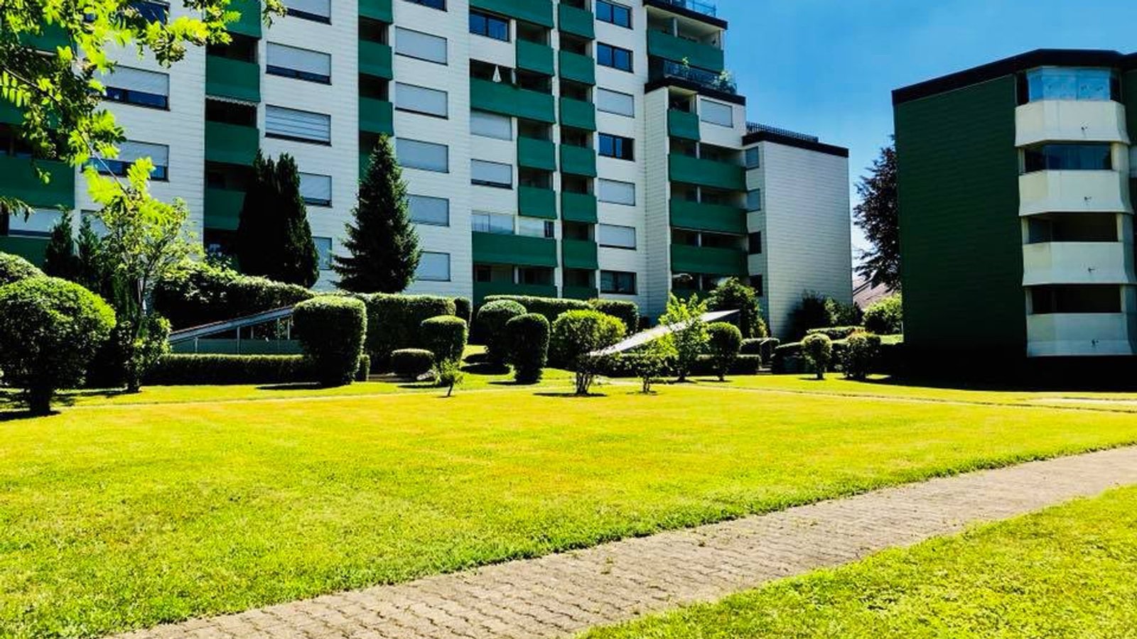 Gartenanlage, gestaltet vom Gartenteam Herzog
